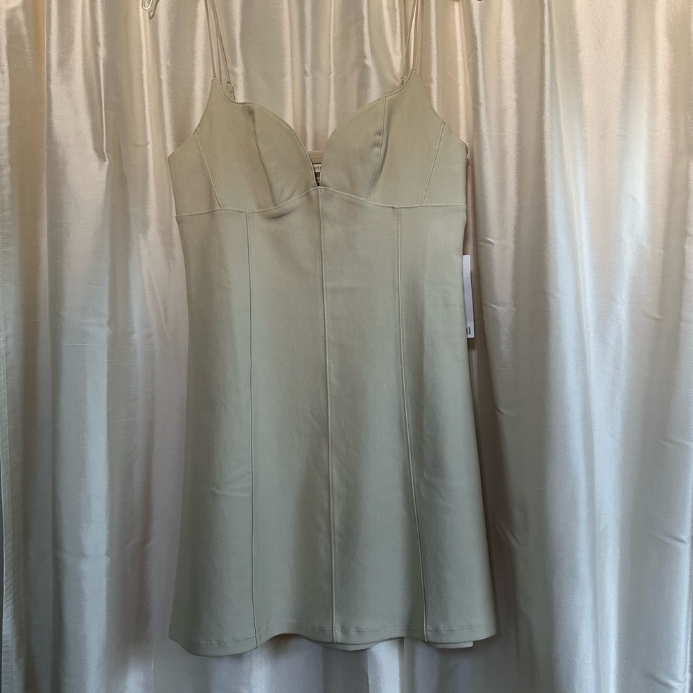 URBAN OUTFITTERS Angelina dress in cream.  L.  New w tags